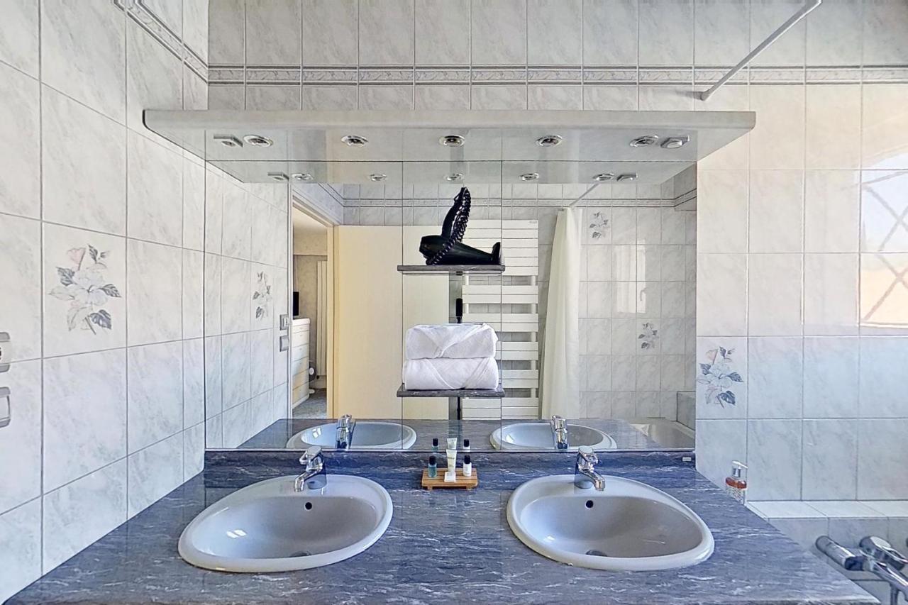 Les Jardins De La Muse, Piscine Couverte, Spa Et Fitness Basse-Goulaine Экстерьер фото